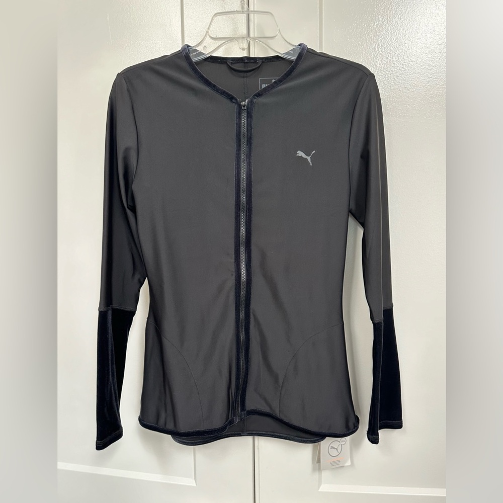 Puma Women’s Explosive Jacket Velvet Black                     Size Medium